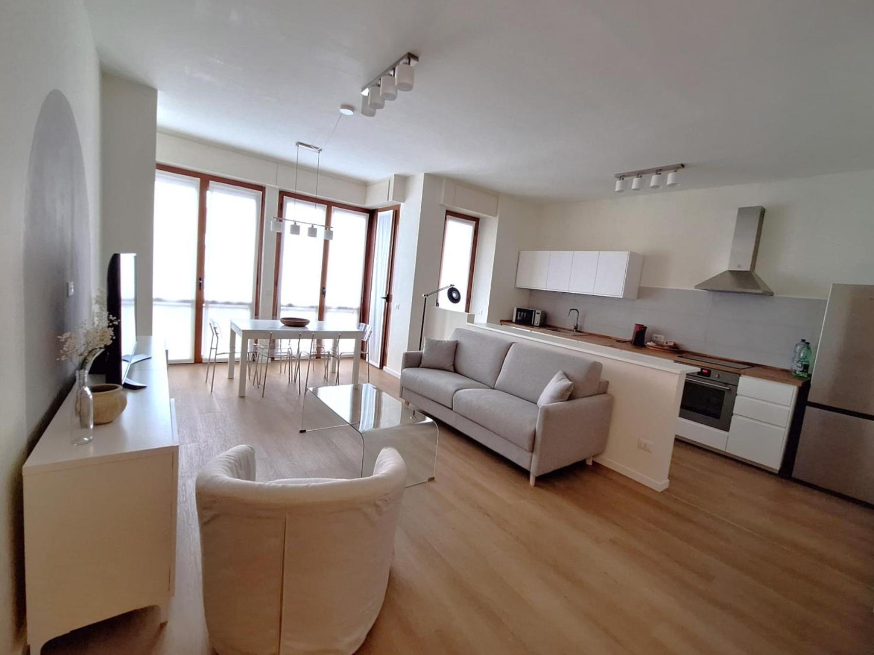 Charming Towers Guest House-Apartment Milan Exterior photo